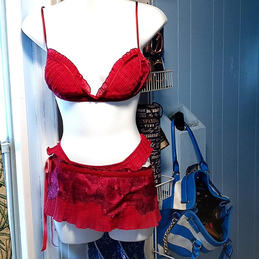 Frederick's Lingerie